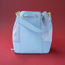 Sac seau Salomé - Bleu Clair Sac à main Signé L   